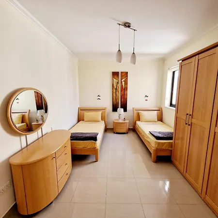 Spacious Central Penthouse Apartment