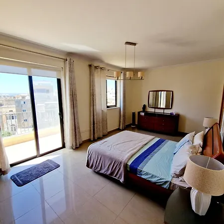 Apartmán Spacious Central Penthouse Sliema